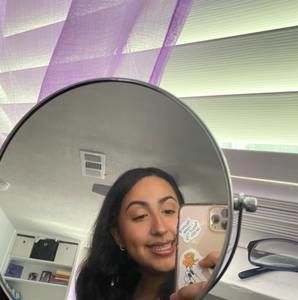 Meet your Posher, Angela